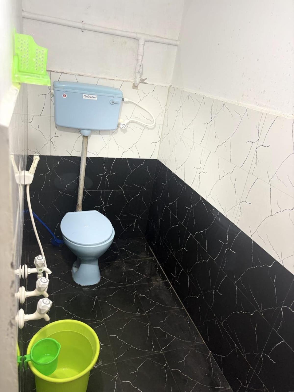 Gsr Stayhome 蓬蒂切里 外观 照片