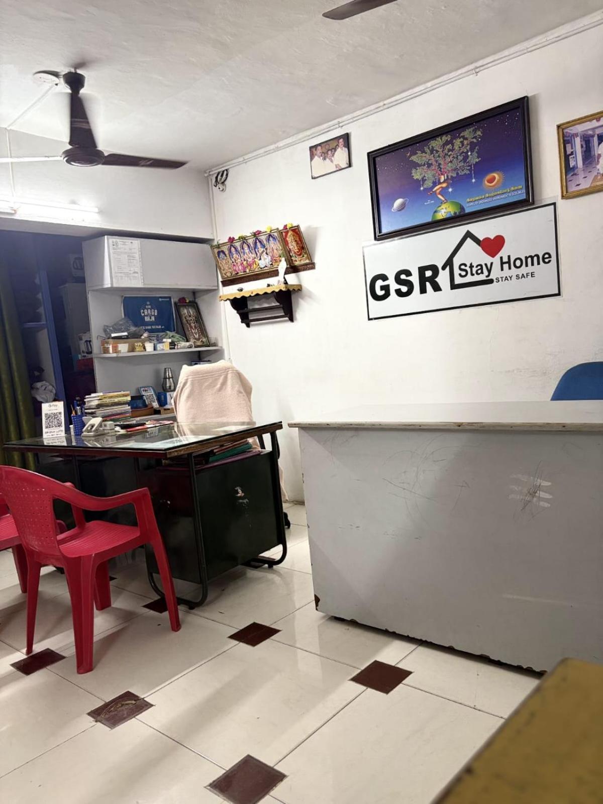 Gsr Stayhome 蓬蒂切里 外观 照片